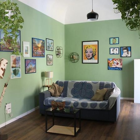 パレルモCasa Di Saraアパートメント エクステリア 写真